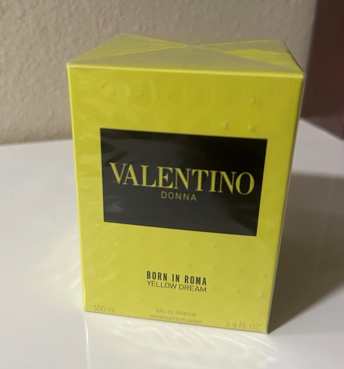 Valentino Donna Born in Roma Yellow Dream Eau de Parfum for Women 3.4 fl oz *AUTHENTIC *